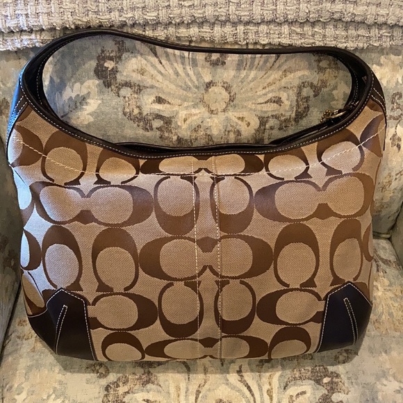 Coach original monogram shoulder bag - Picture 2 of 10